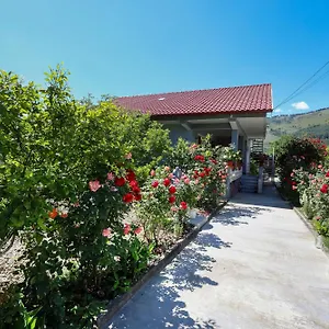 Samuela Cozy Retreat Сasa de vacaciones